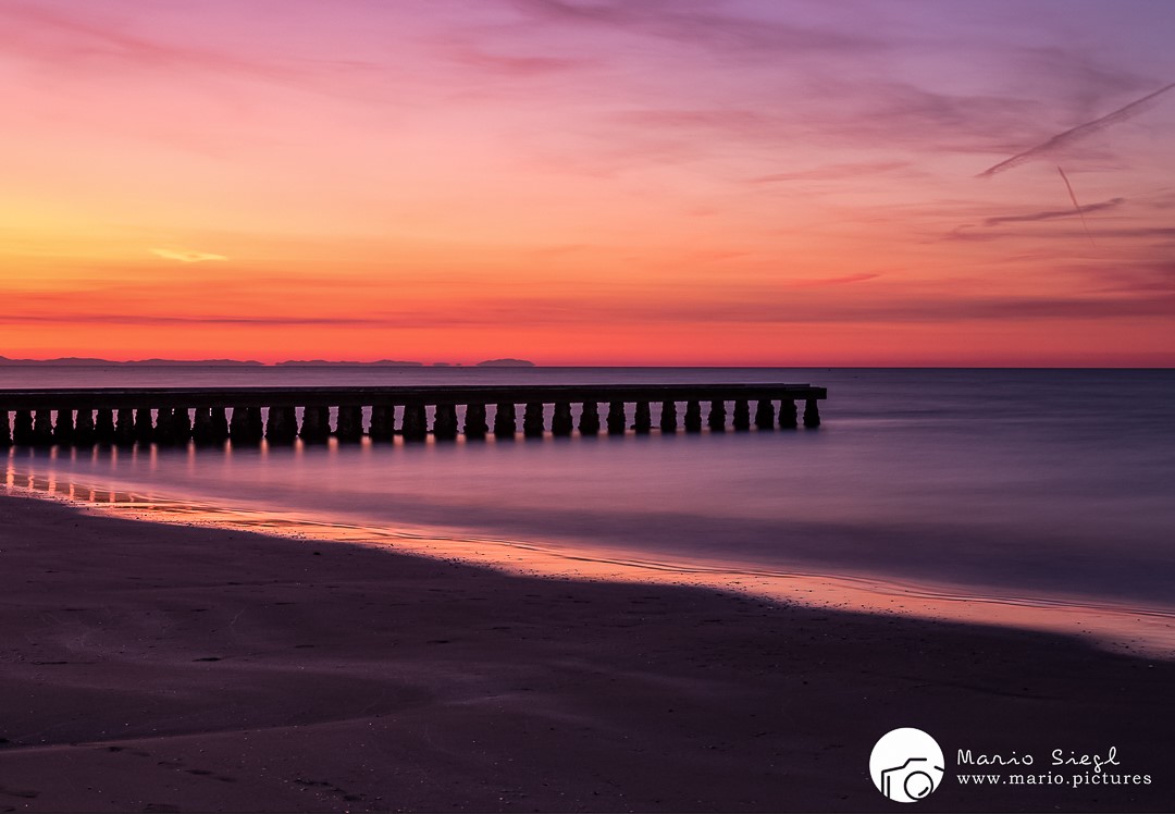 Sonnenaufgang am Strand von Jesolo